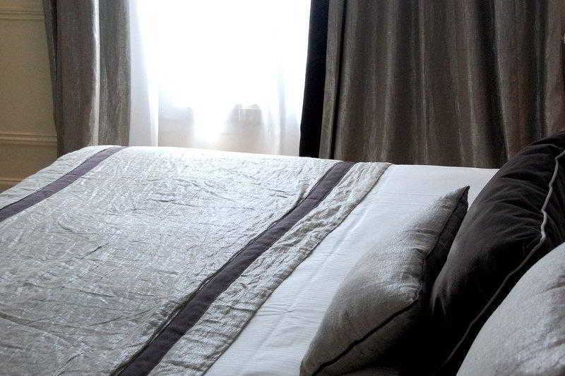 Hotel & Spa Le Grand Monarque, BW Premier Collection Chartres Room photo